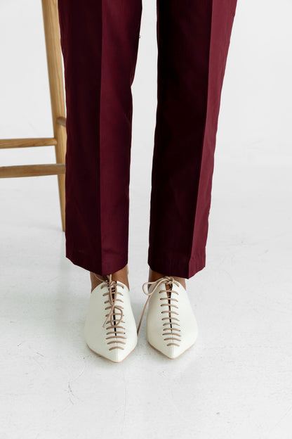 Lace shoes