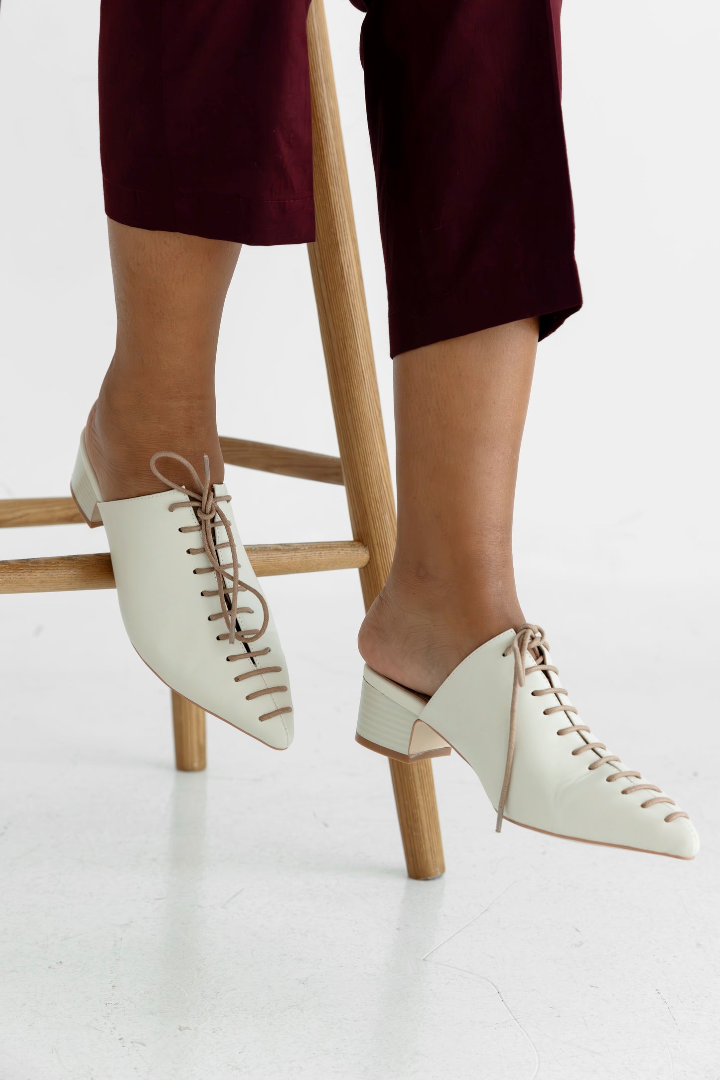 Lace shoes