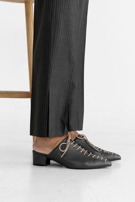 Lace shoes