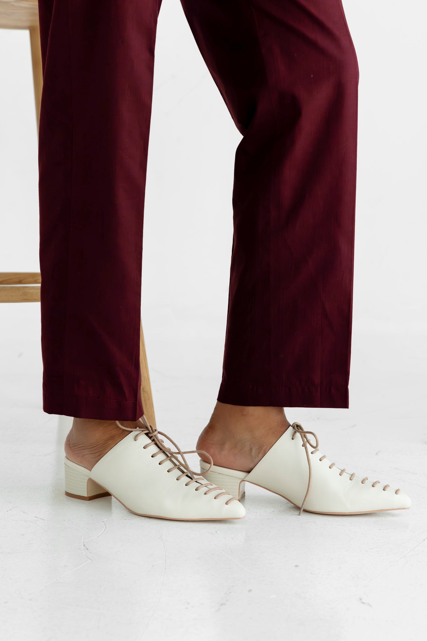 Lace shoes