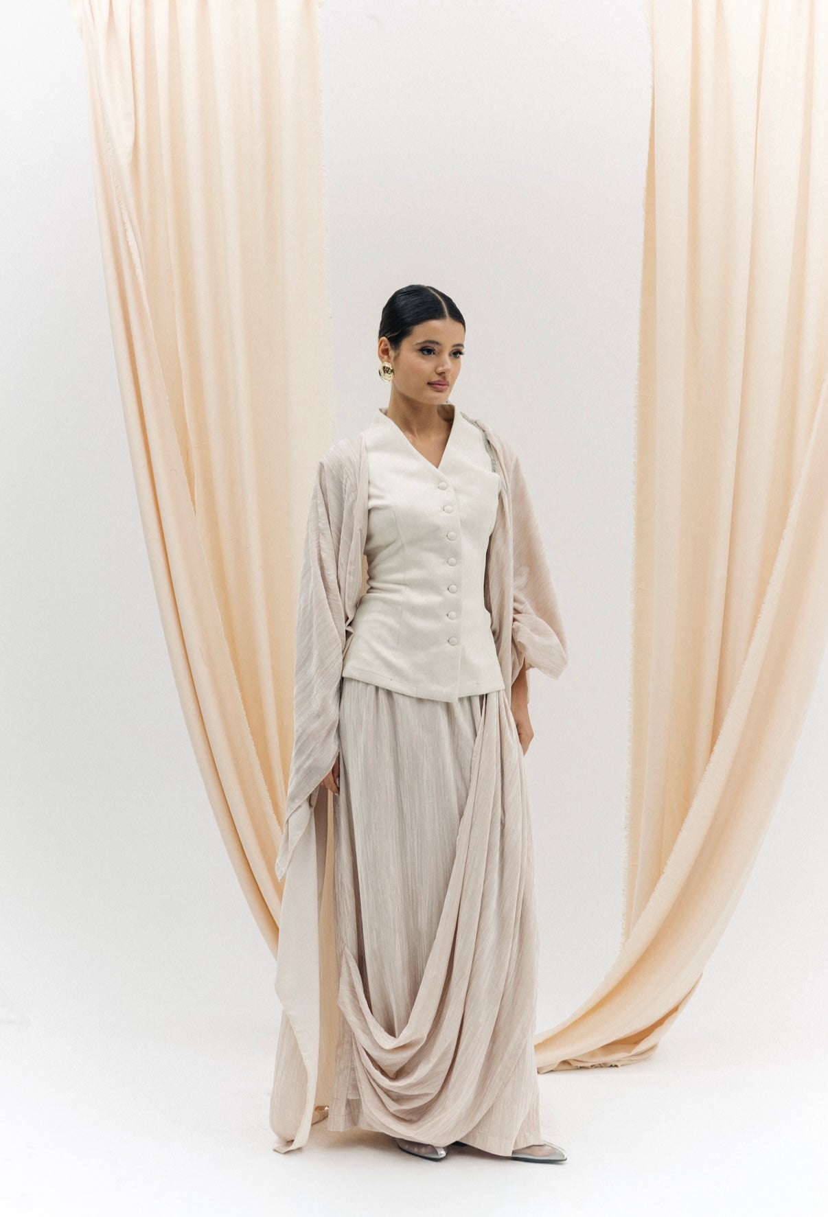 AMARA IVORY ( Next day delivery)