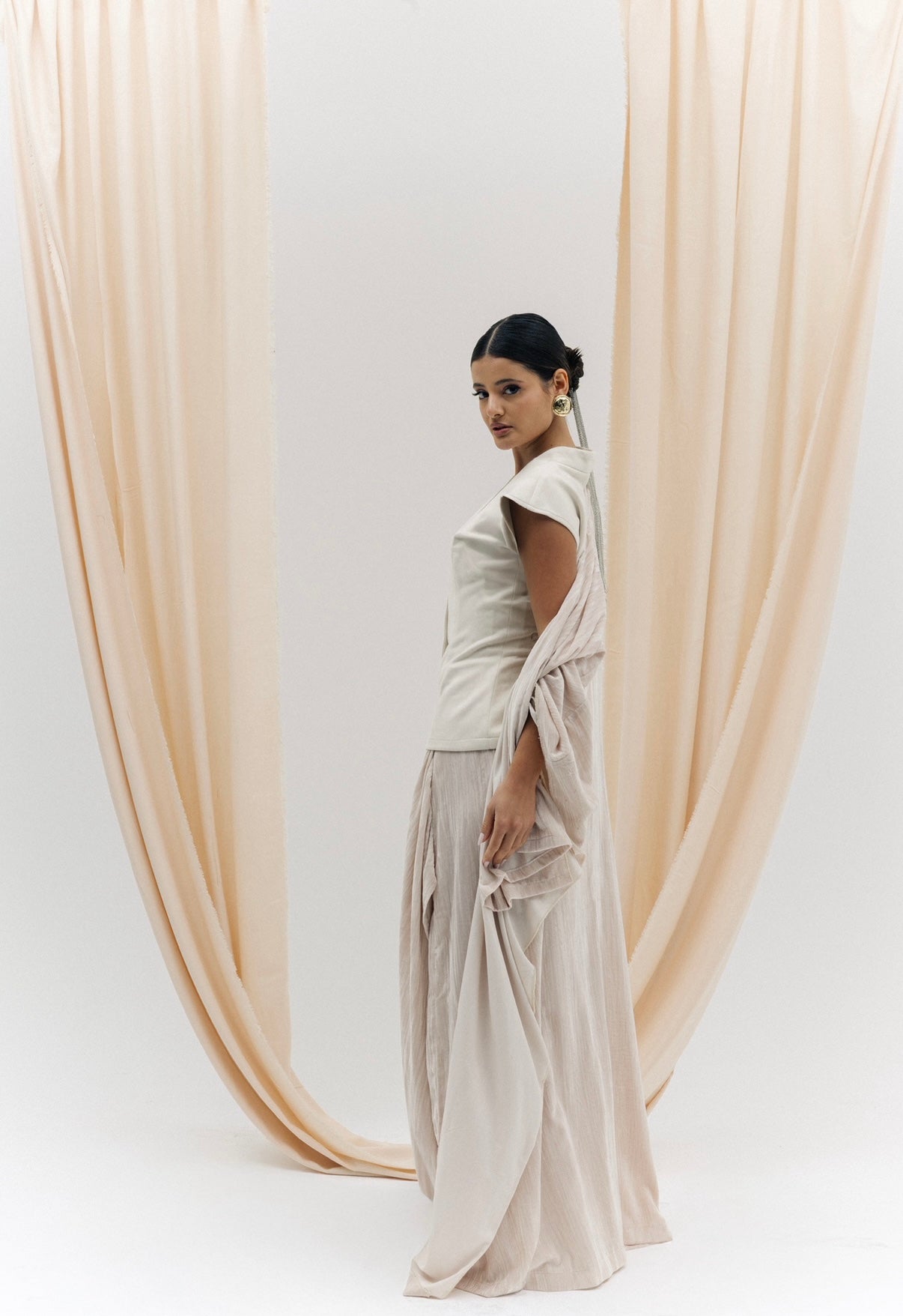 AMARA IVORY ( Next day delivery)